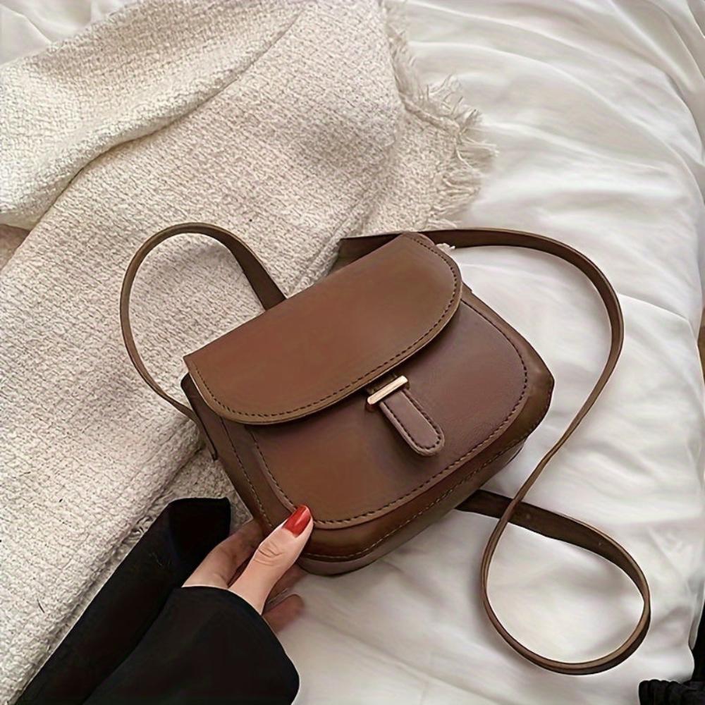 Aria™ - Elegant Saddle Crossbody Bag