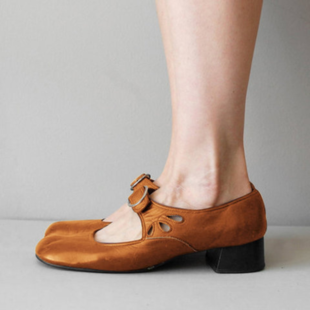 Jolien | Low-Heel Buckle Shoes